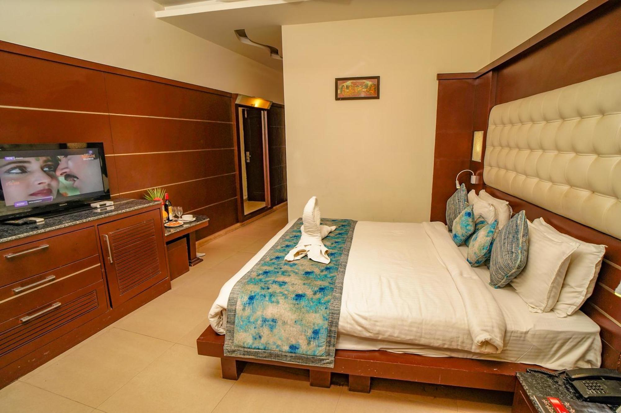 Excel Hotels And Resorts Bhimtal Bagian luar foto